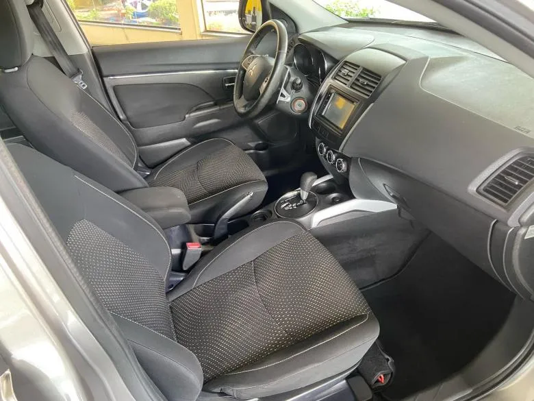 Mitsubishi - ASX 2.0 CVT
