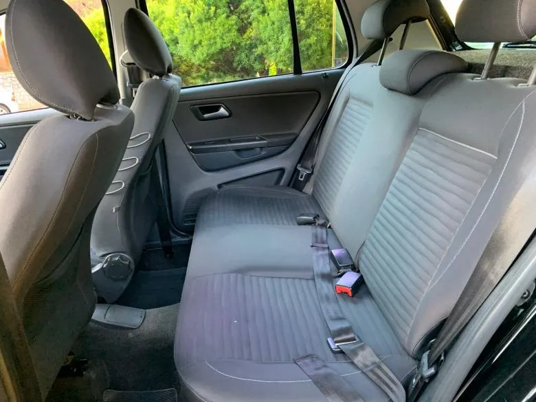 VW - VolksWagen - CROSSFOX 1.6 FLEX