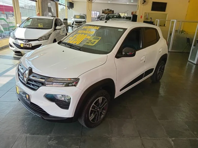 Renault - KWID INTEN 1.0