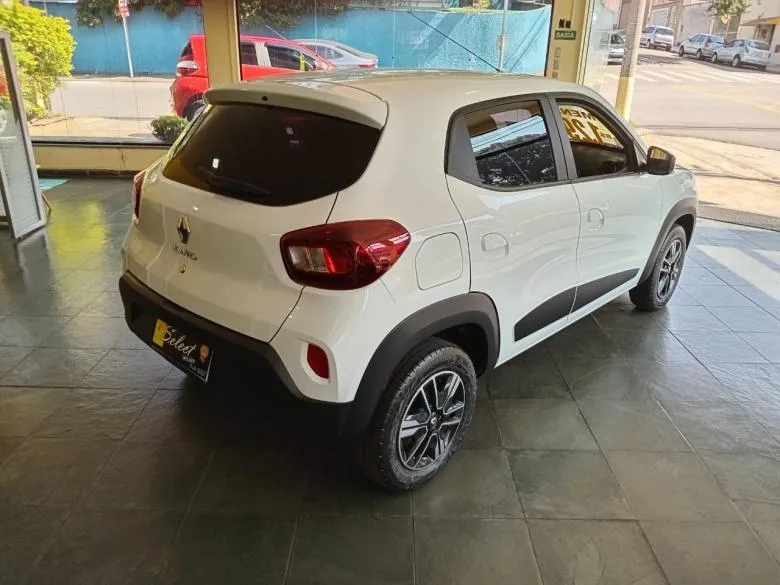 Renault - KWID INTEN 1.0