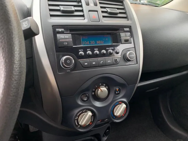 Nissan - MARCH SV 1.0 FLEX