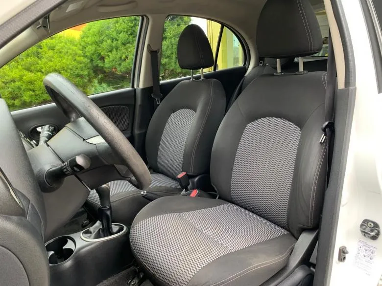 Nissan - MARCH SV 1.0 FLEX