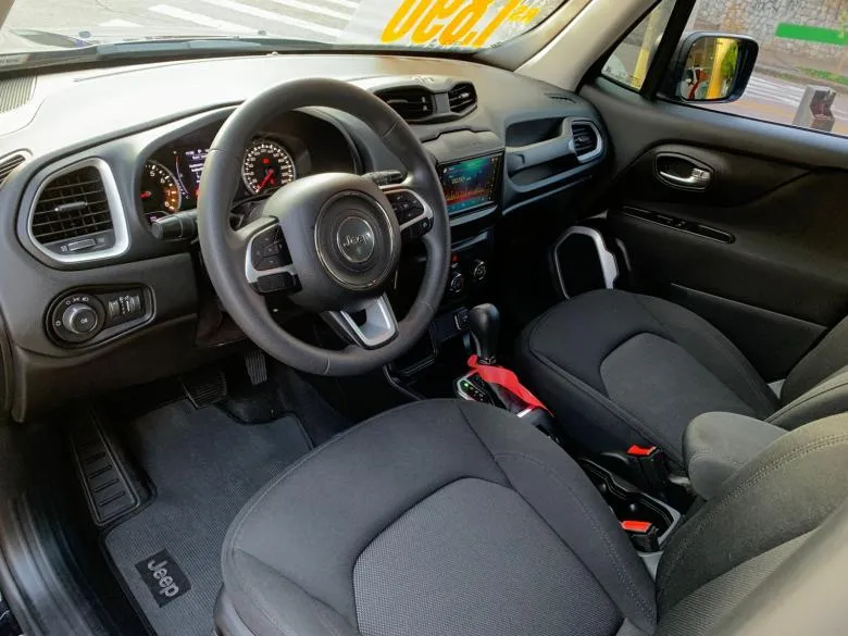 Jeep - RENEGADE 1.8 AUT