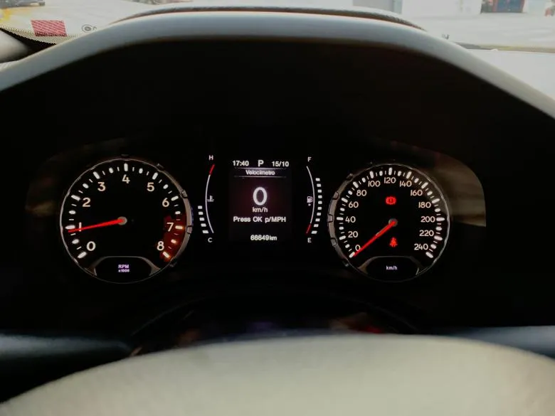 Jeep - RENEGADE 1.8 AUT