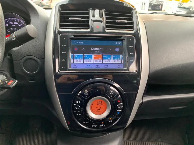 Nissan - Versa SL 1.6